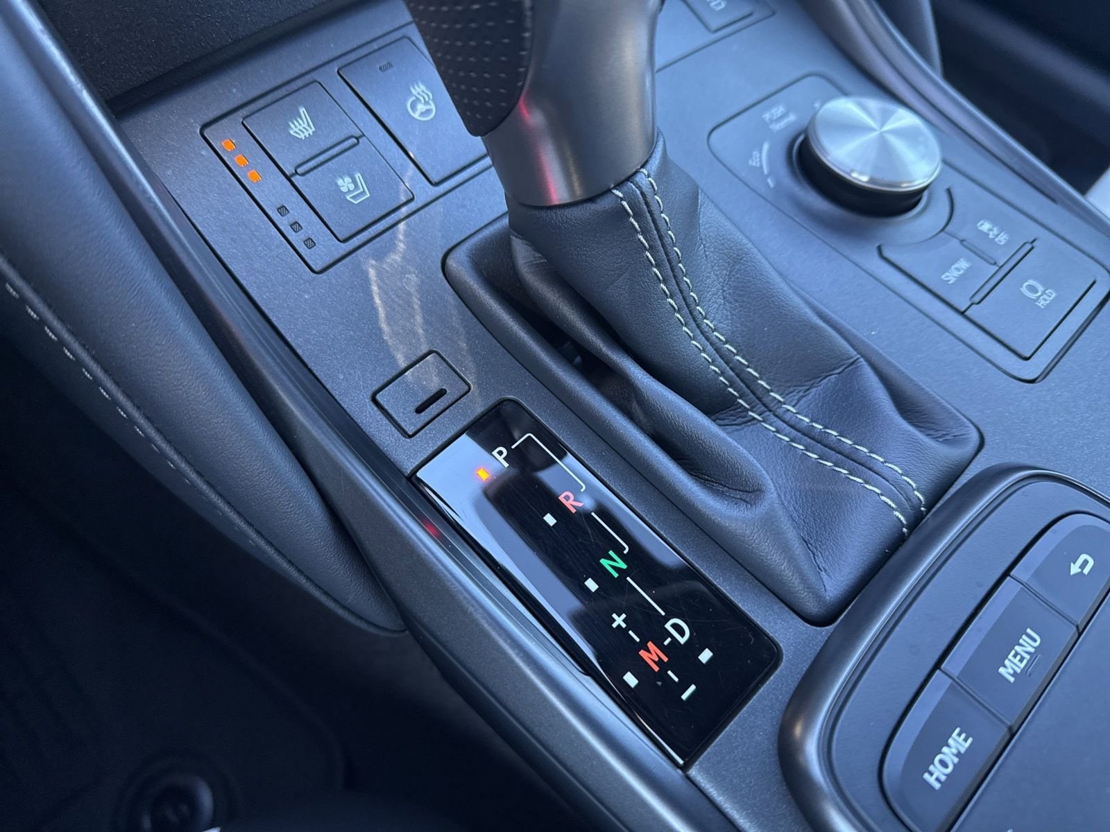 Thumbnail: 2023 Lexus IS - 28