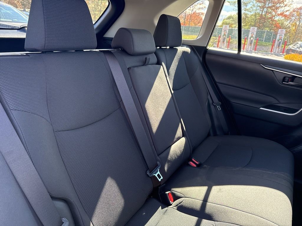 Thumbnail: 2025 Toyota RAV4 - 15