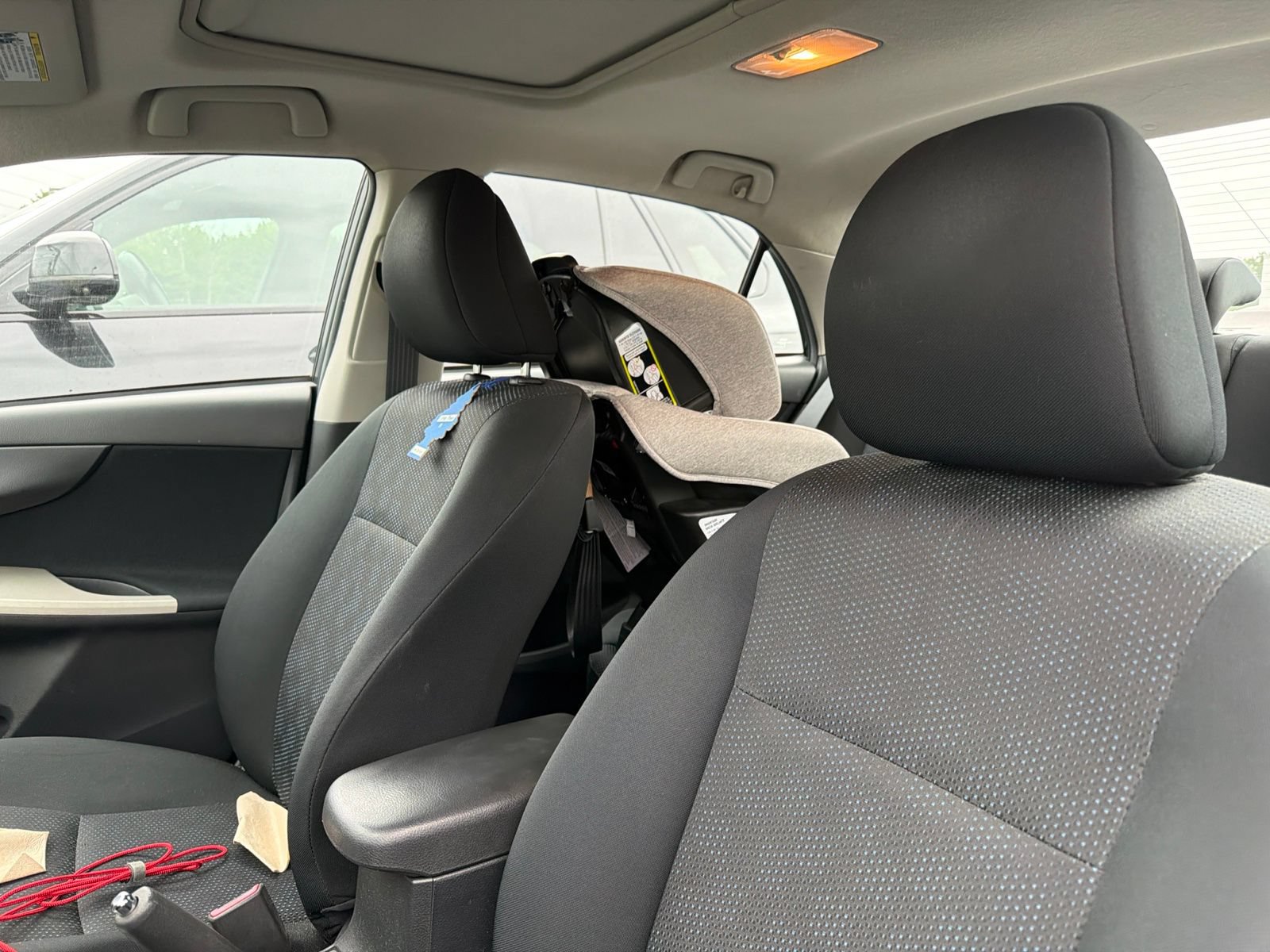 Thumbnail: 2010 Toyota Corolla - 15