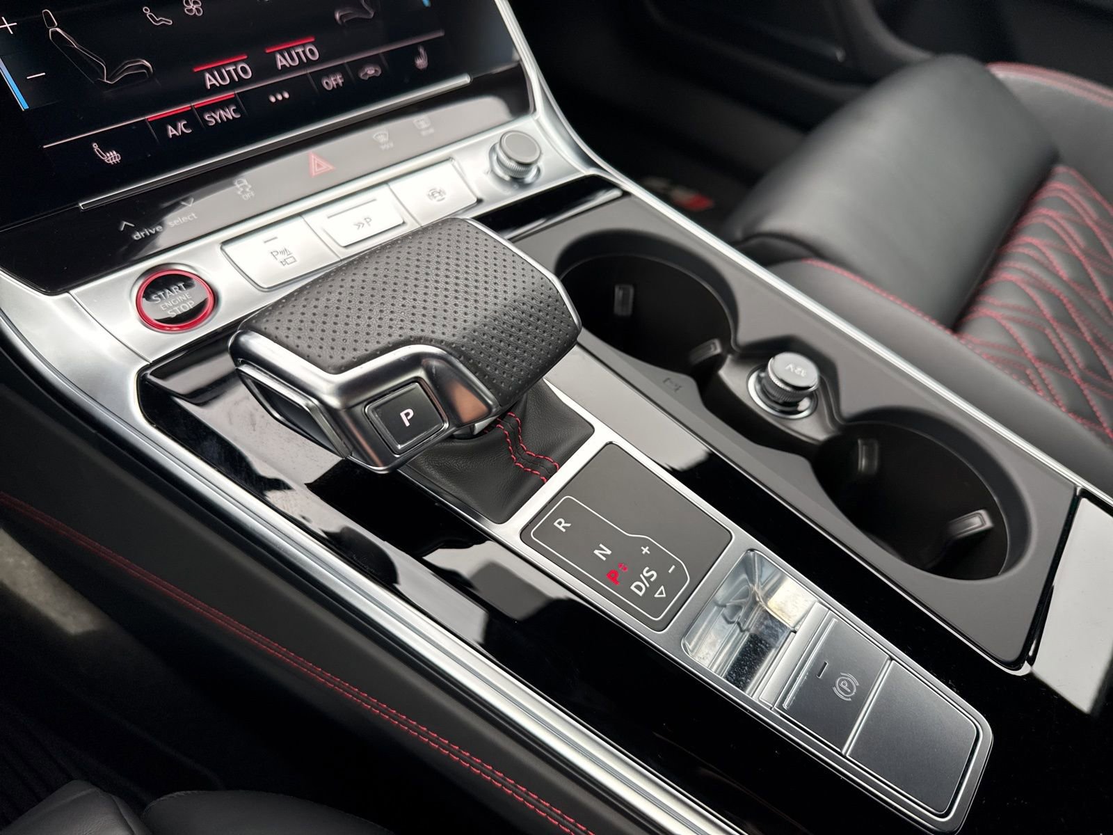 Thumbnail: 2024 Audi S7 - 29