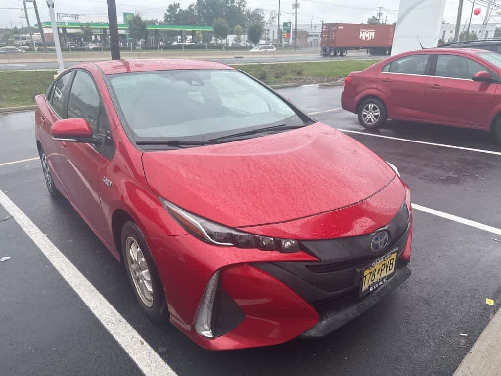 Thumbnail: 2022 Toyota Prius Prime - 2
