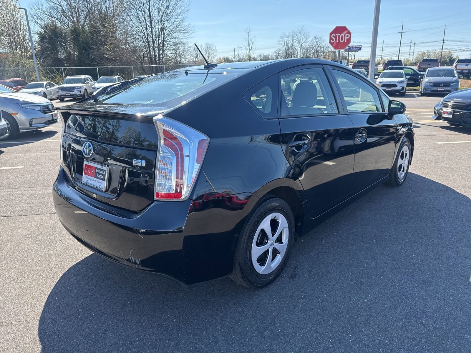 Thumbnail: 2015 Toyota Prius - 5