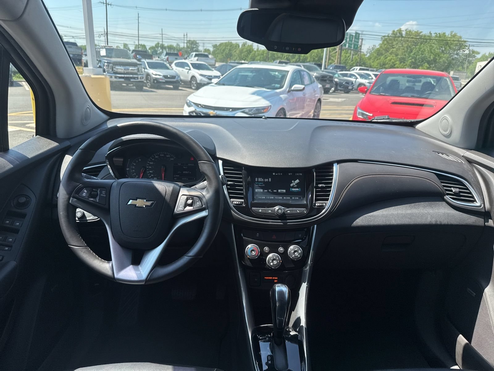 Thumbnail: 2017 Chevrolet Trax - 25