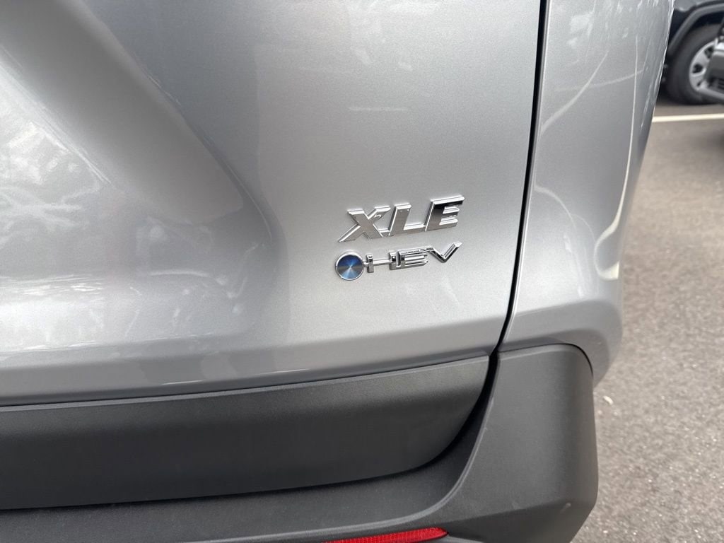 Thumbnail: 2025 Toyota RAV4 - 7