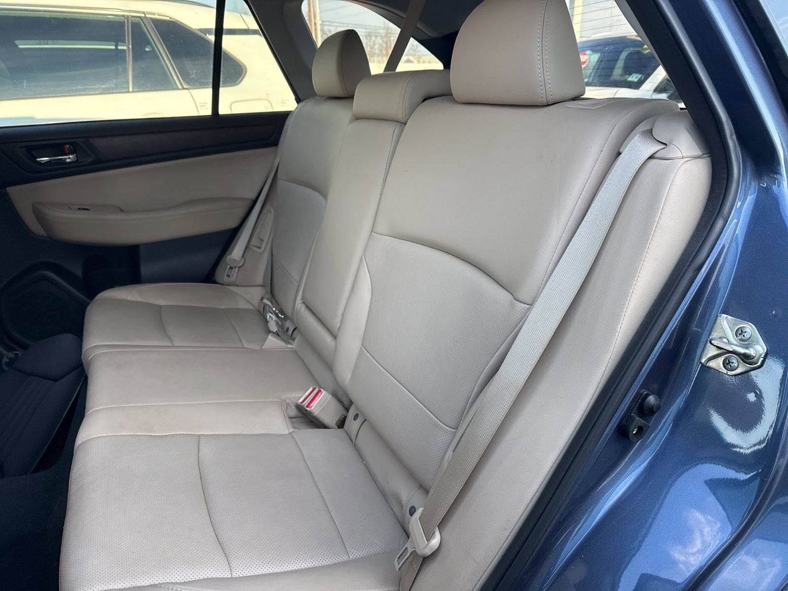 Thumbnail: 2017 Subaru Outback - 16