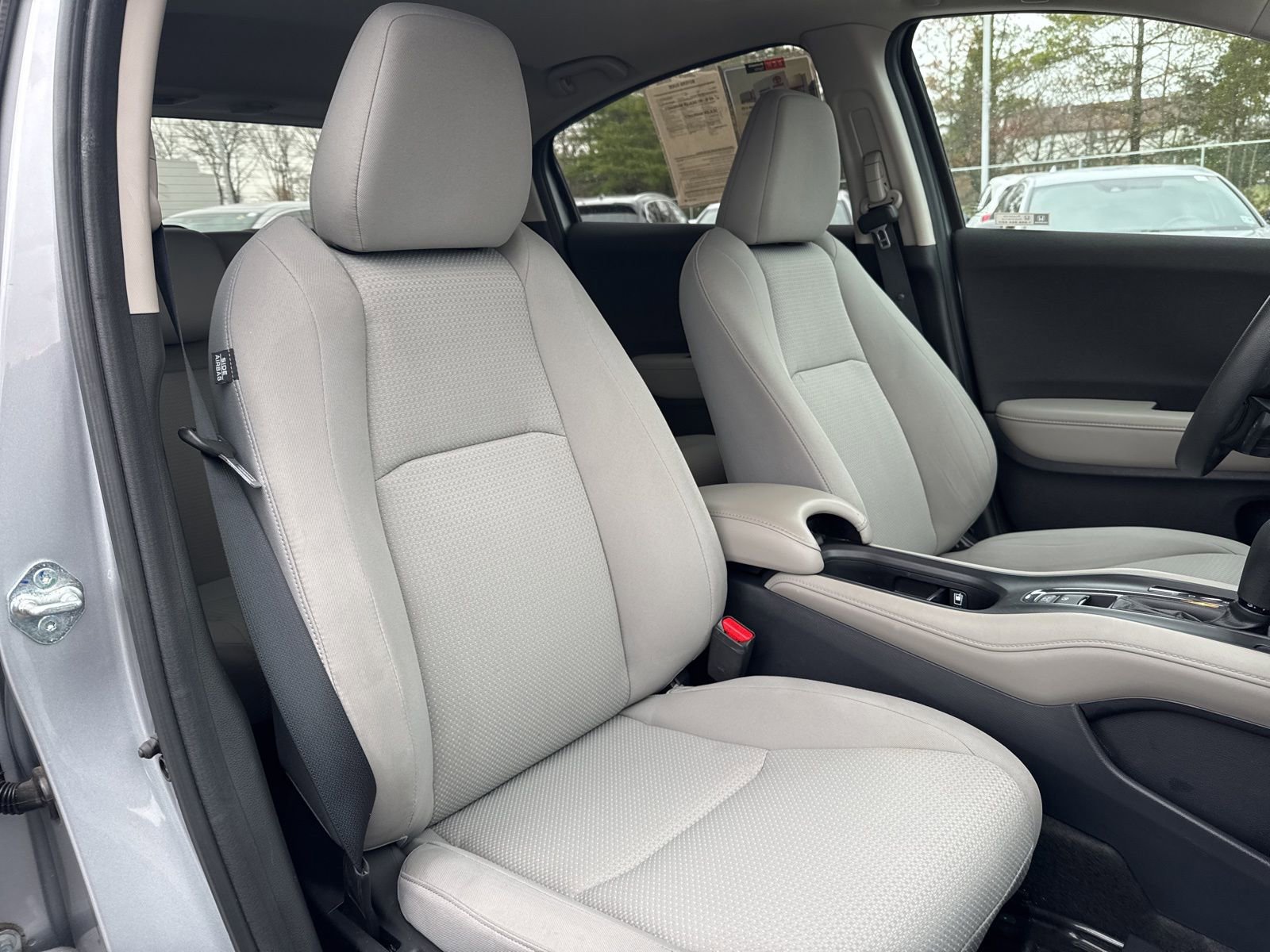 Thumbnail: 2022 Honda HR-V - 23