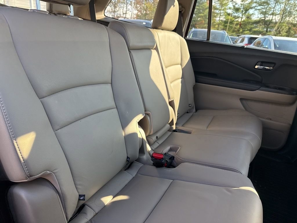 Thumbnail: 2022 Honda Pilot - 23