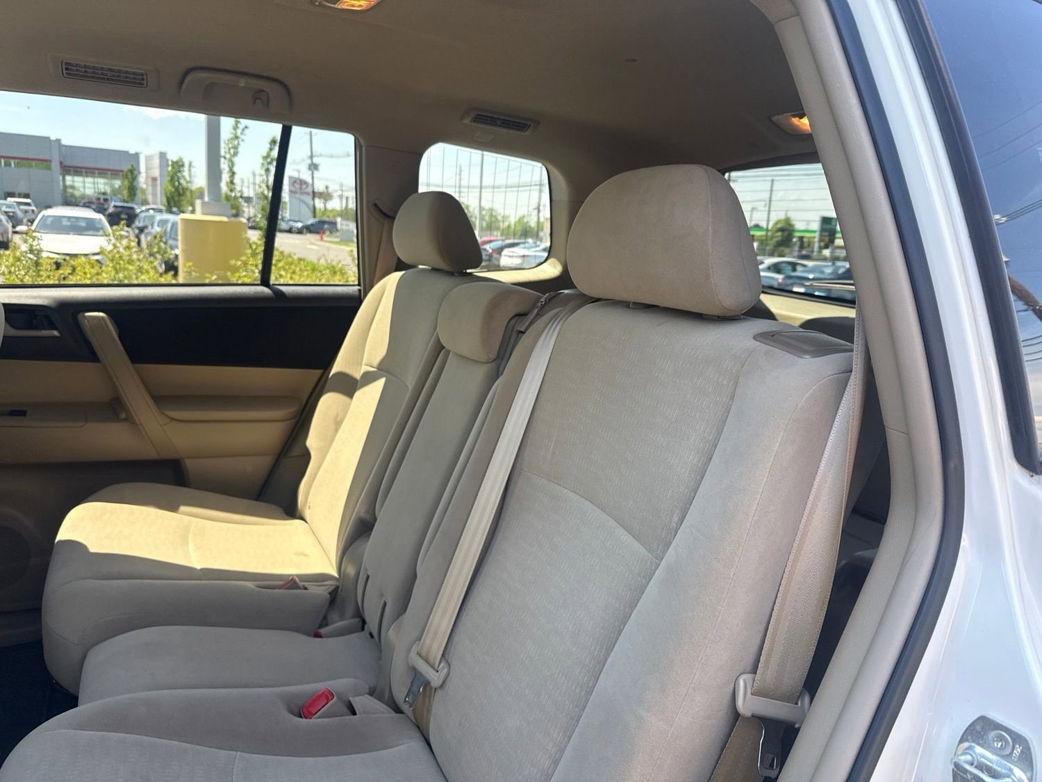 Thumbnail: 2012 Toyota Highlander - 20