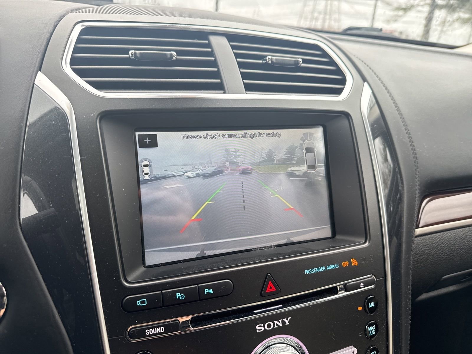 Thumbnail: 2018 Ford Explorer - 26