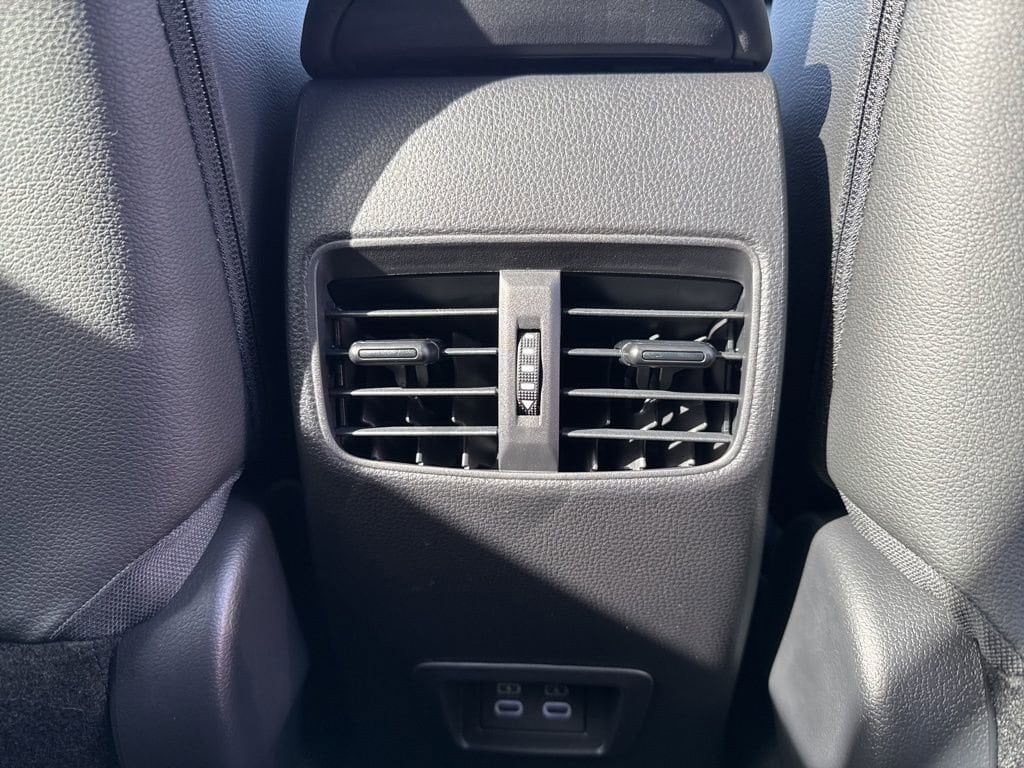 Thumbnail: 2026 Toyota Corolla Cross - 24