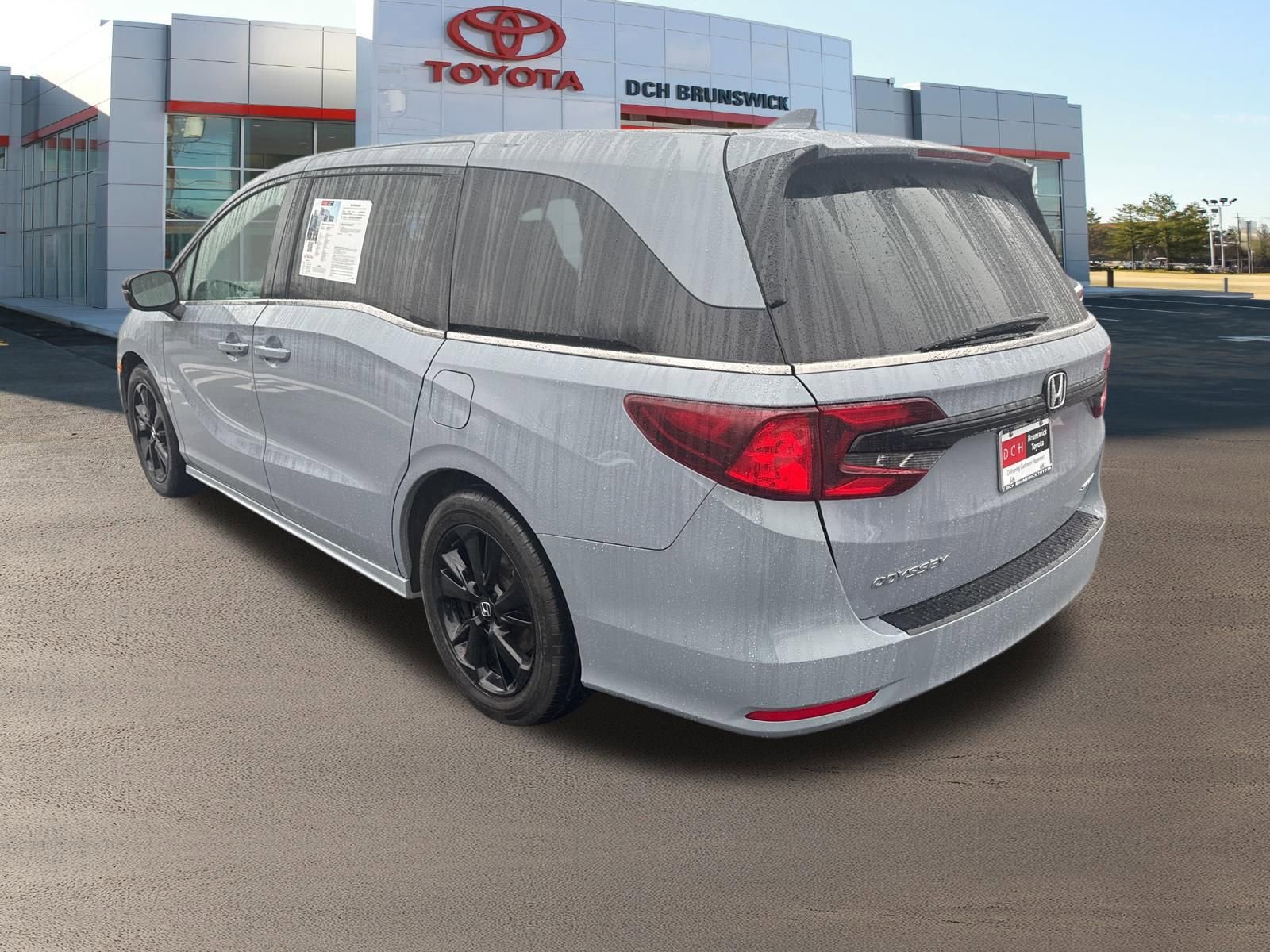 Thumbnail: 2023 Honda Odyssey - 13