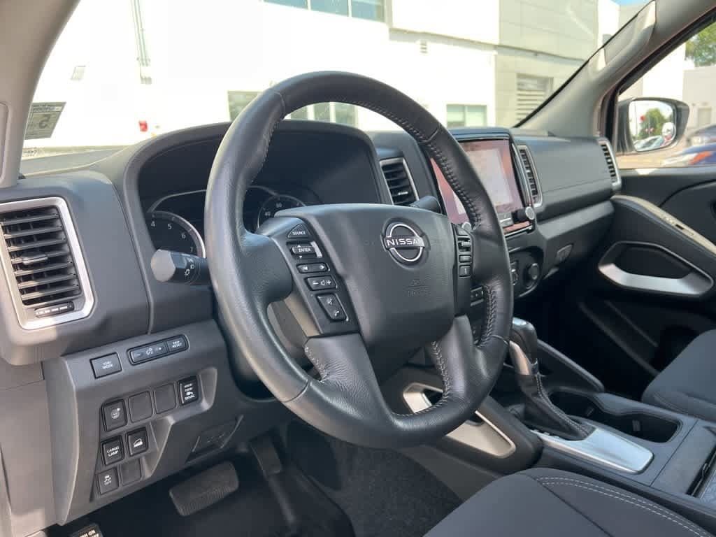 Thumbnail: 2023 Nissan Frontier - 15