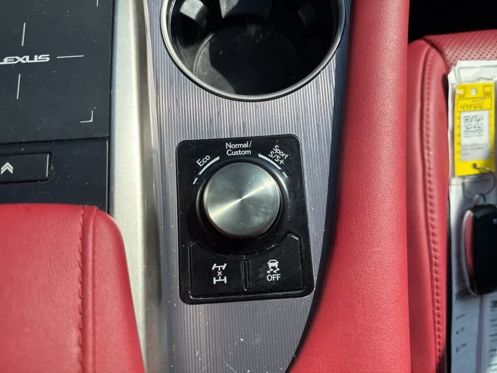 Thumbnail: 2022 Lexus RX - 29