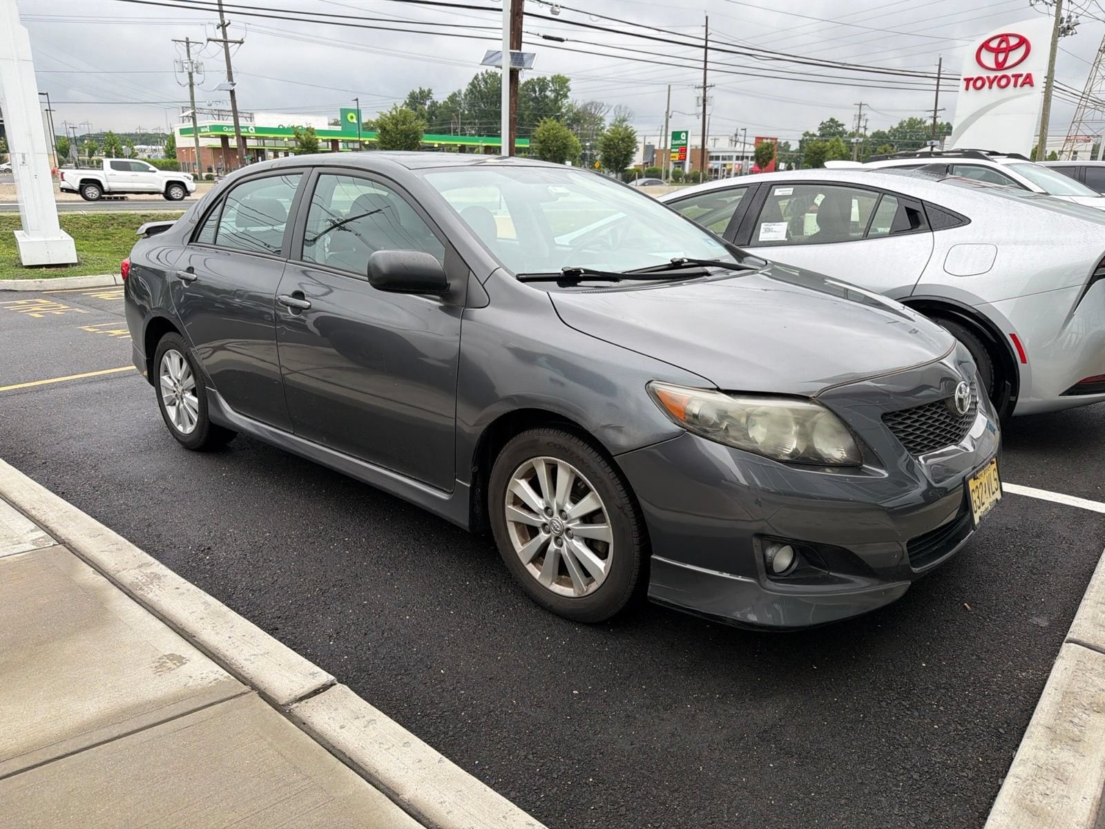 Thumbnail: 2010 Toyota Corolla - 2