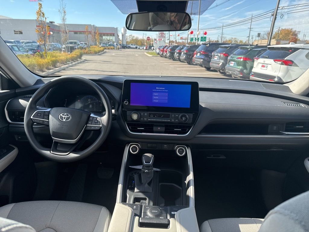 Thumbnail: 2026 Toyota Grand Highlander - 19