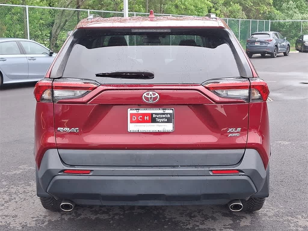 2021 Toyota RAV4 XLE Premium 5