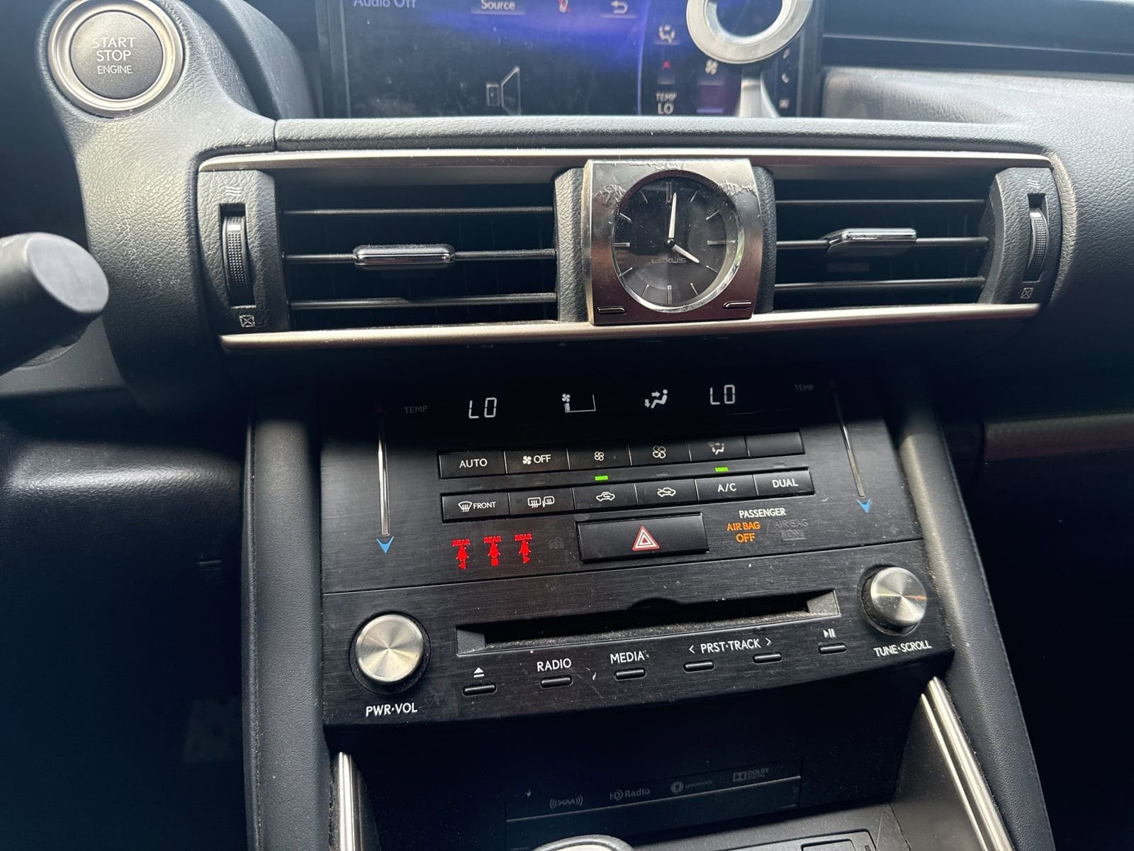 Thumbnail: 2017 Lexus IS - 29