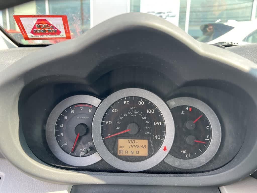 Thumbnail: 2010 Toyota RAV4 - 18