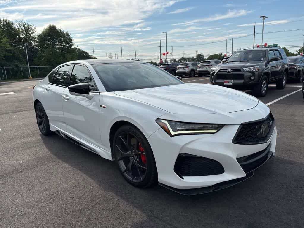 Thumbnail: 2022 Acura TLX - 2