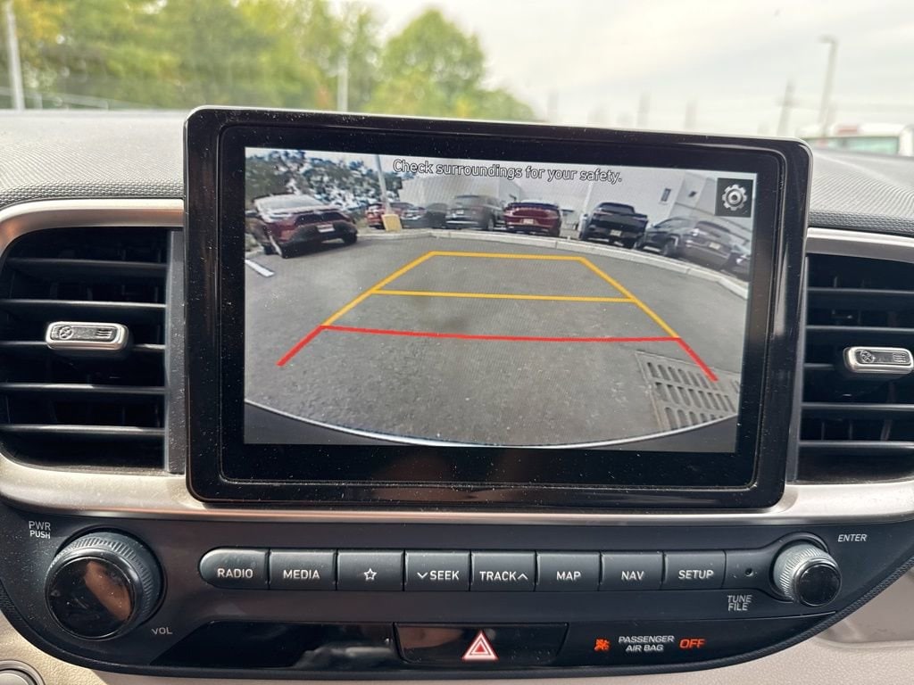Thumbnail: 2021 Hyundai Venue - 26