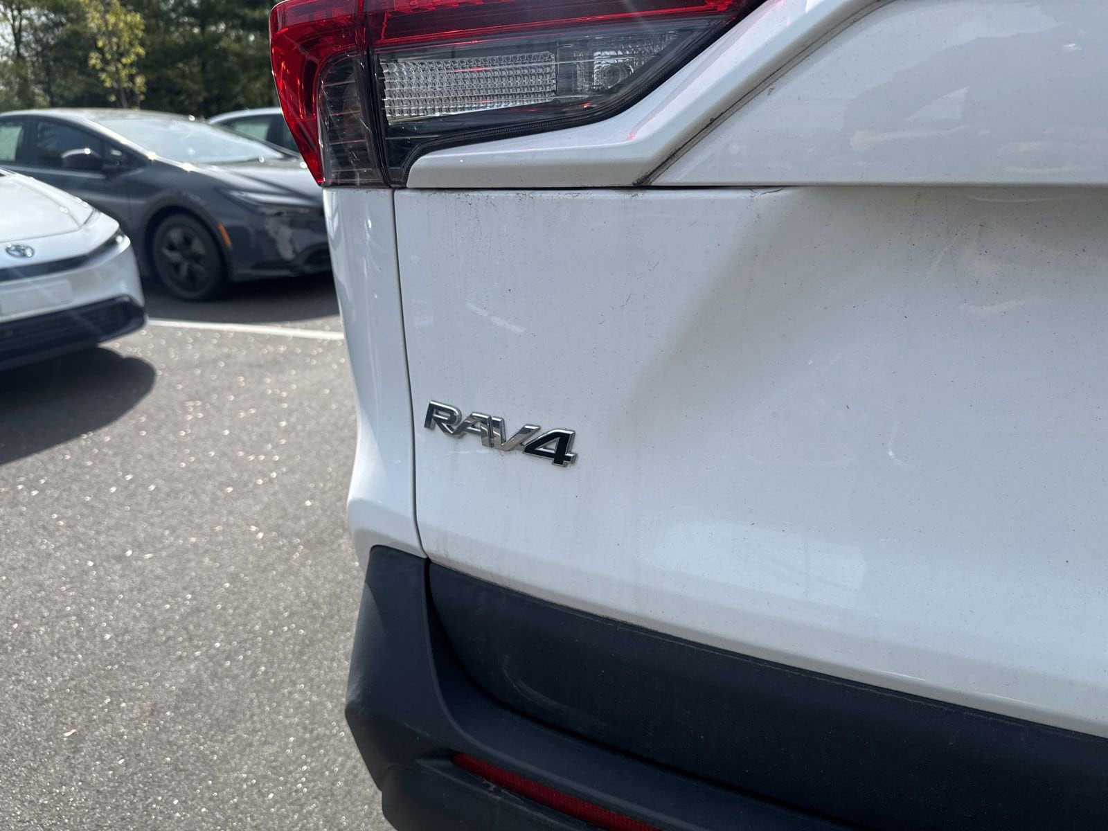 Thumbnail: 2023 Toyota RAV4 - 15