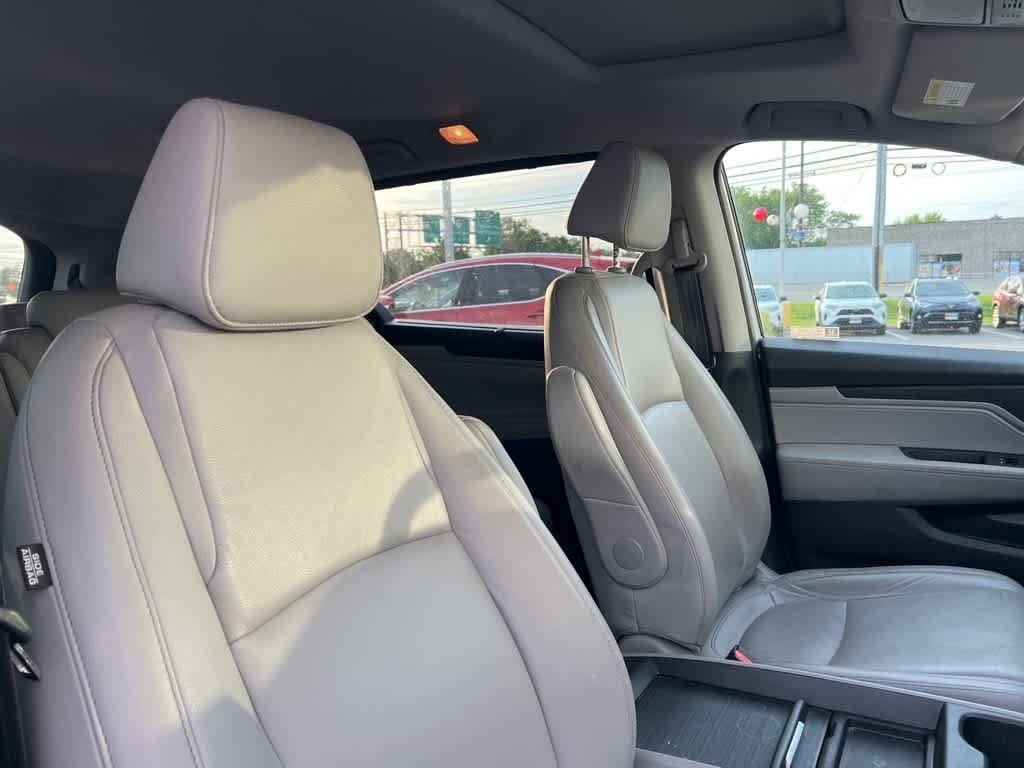 Thumbnail: 2022 Honda Odyssey - 17