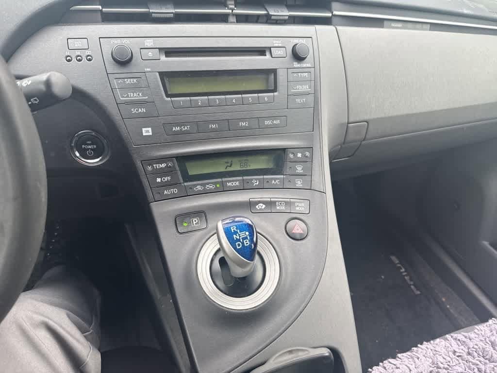 Thumbnail: 2010 Toyota Prius - 14