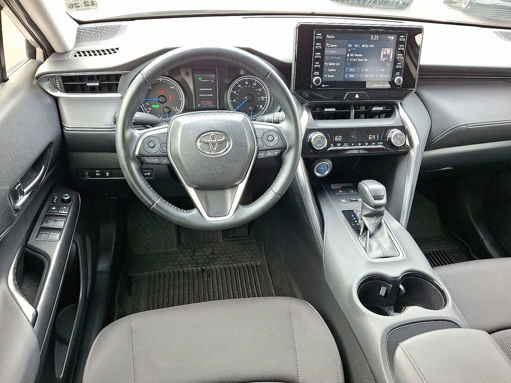 Thumbnail: 2021 Toyota Venza - 18