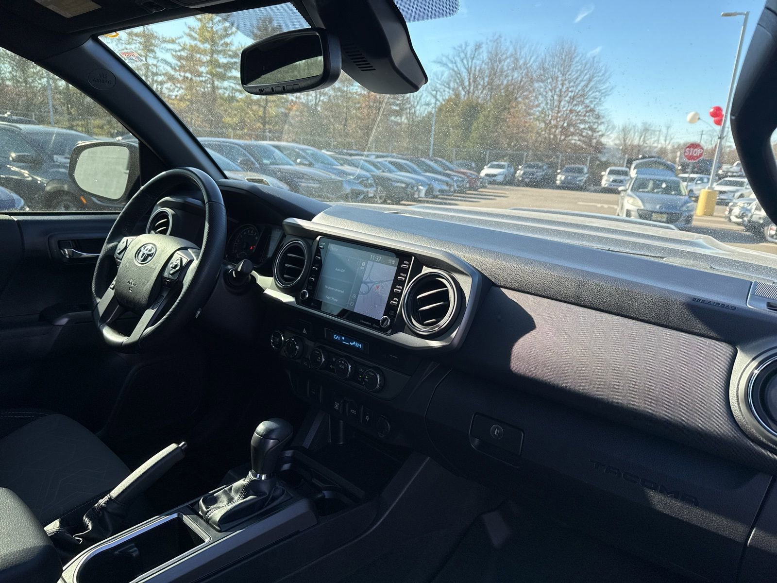 Thumbnail: 2022 Toyota Tacoma - 21