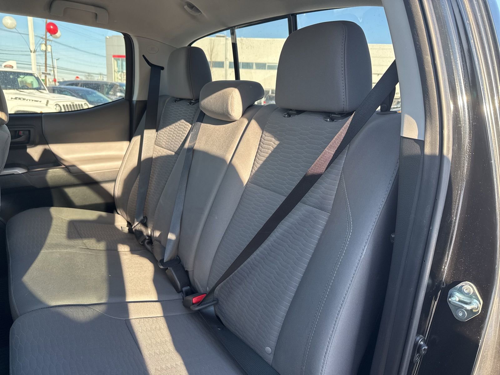 Thumbnail: 2017 Toyota Tacoma - 17