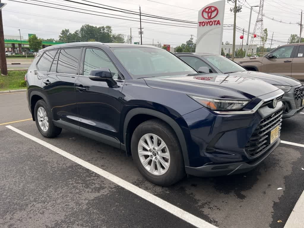 2024 Toyota Grand Highlander XLE 2