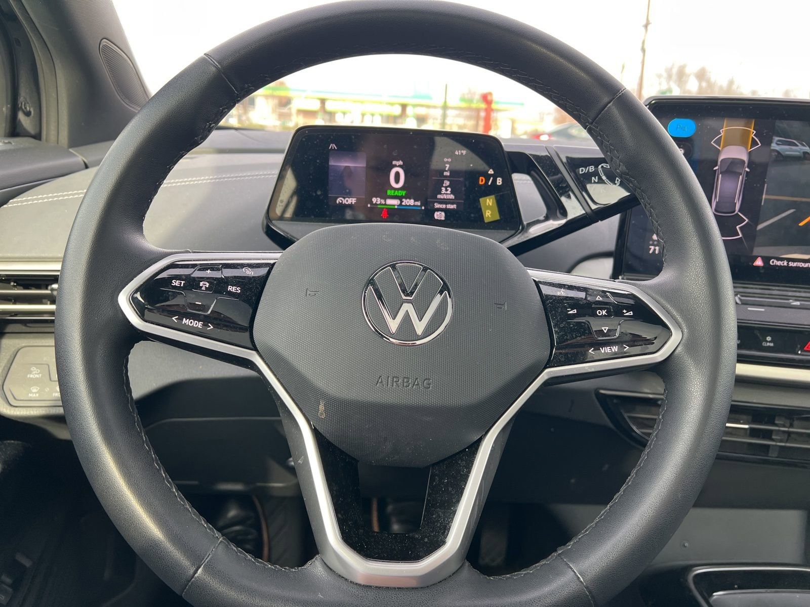 Thumbnail: 2023 Volkswagen ID.4 - 22