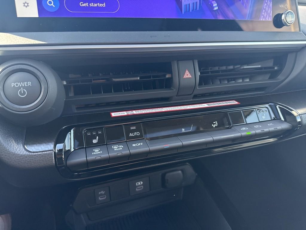 Thumbnail: 2026 Toyota Prius - 22