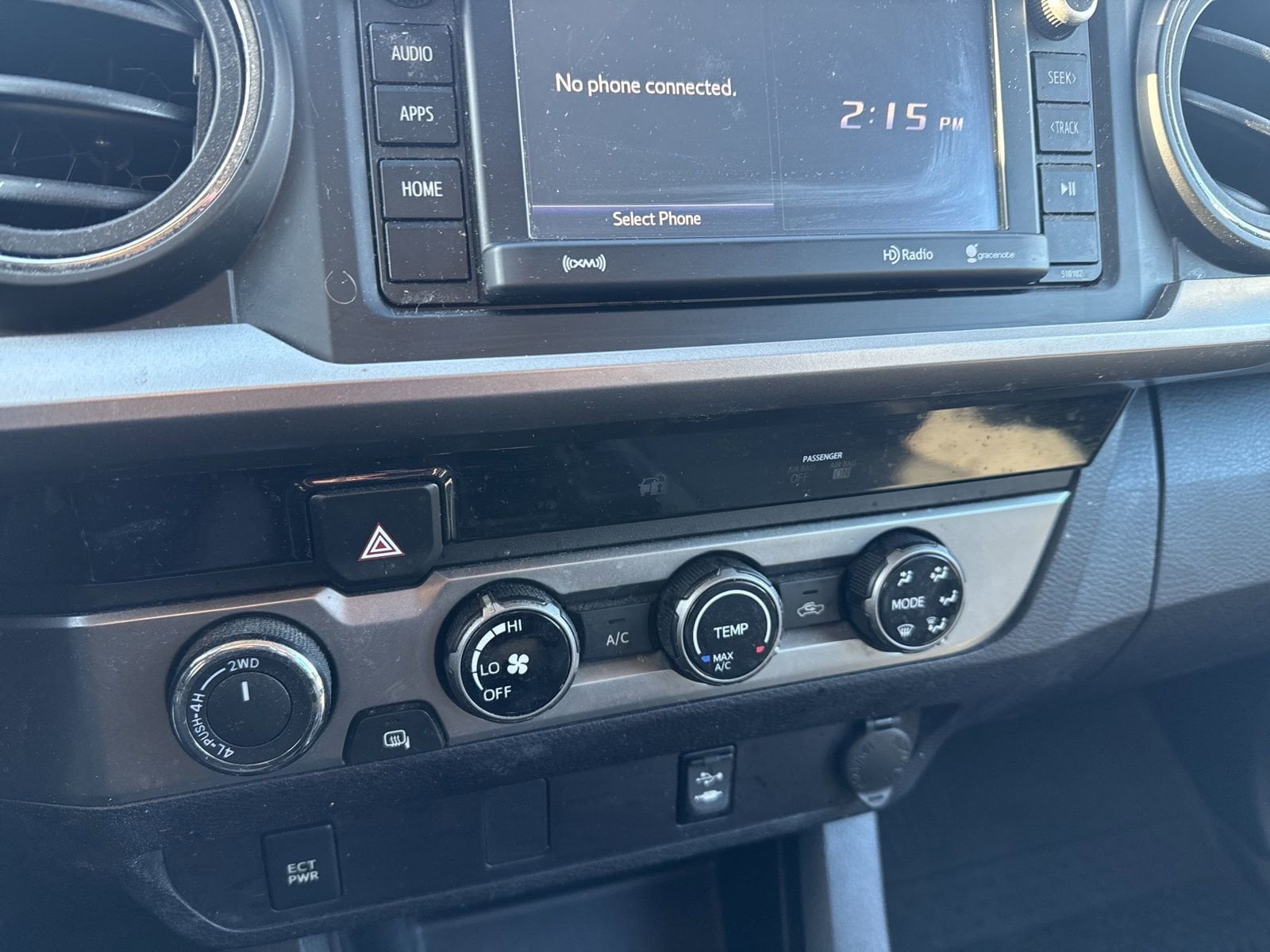 Thumbnail: 2017 Toyota Tacoma - 25