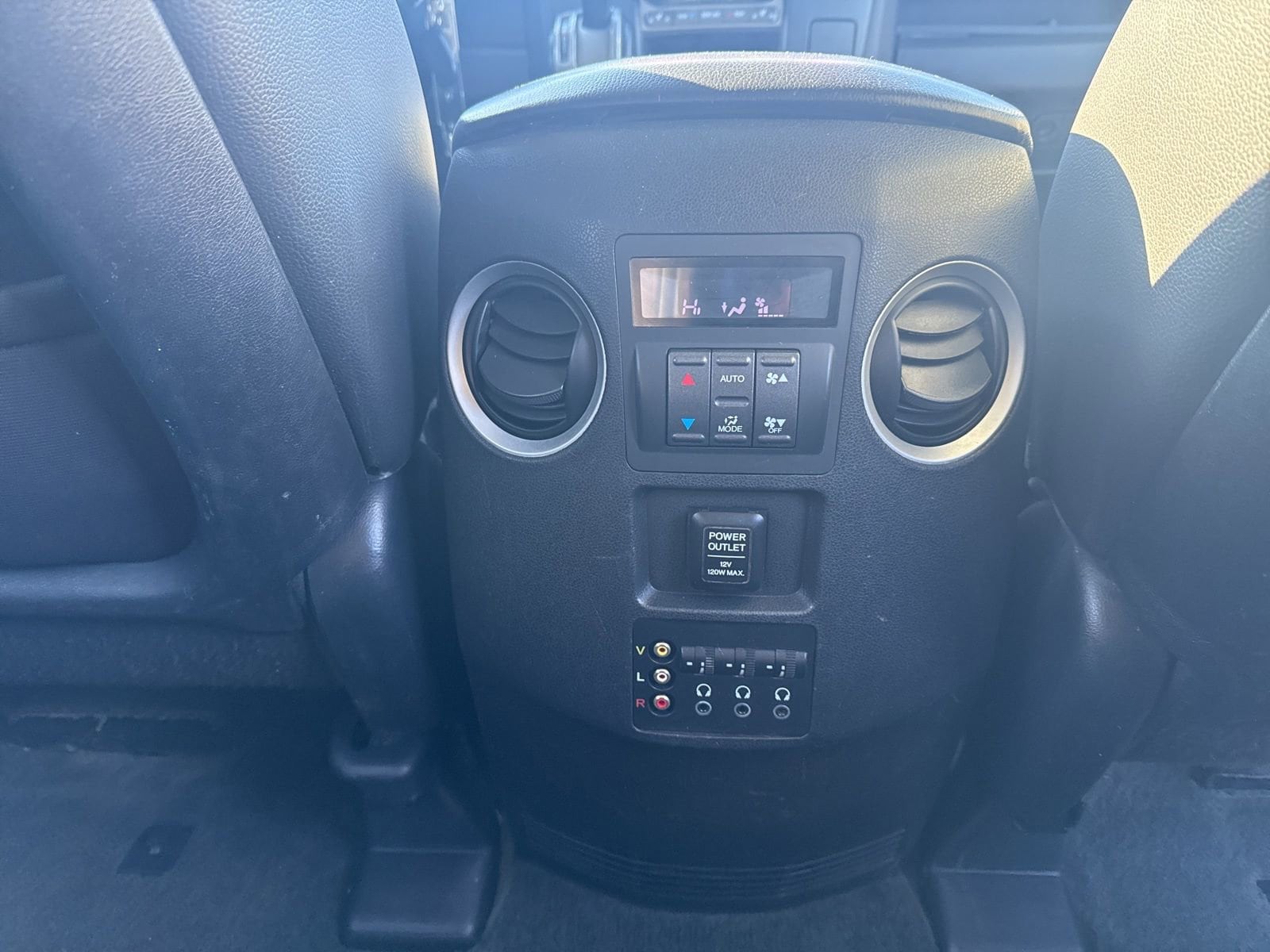 Thumbnail: 2013 Honda Pilot - 32