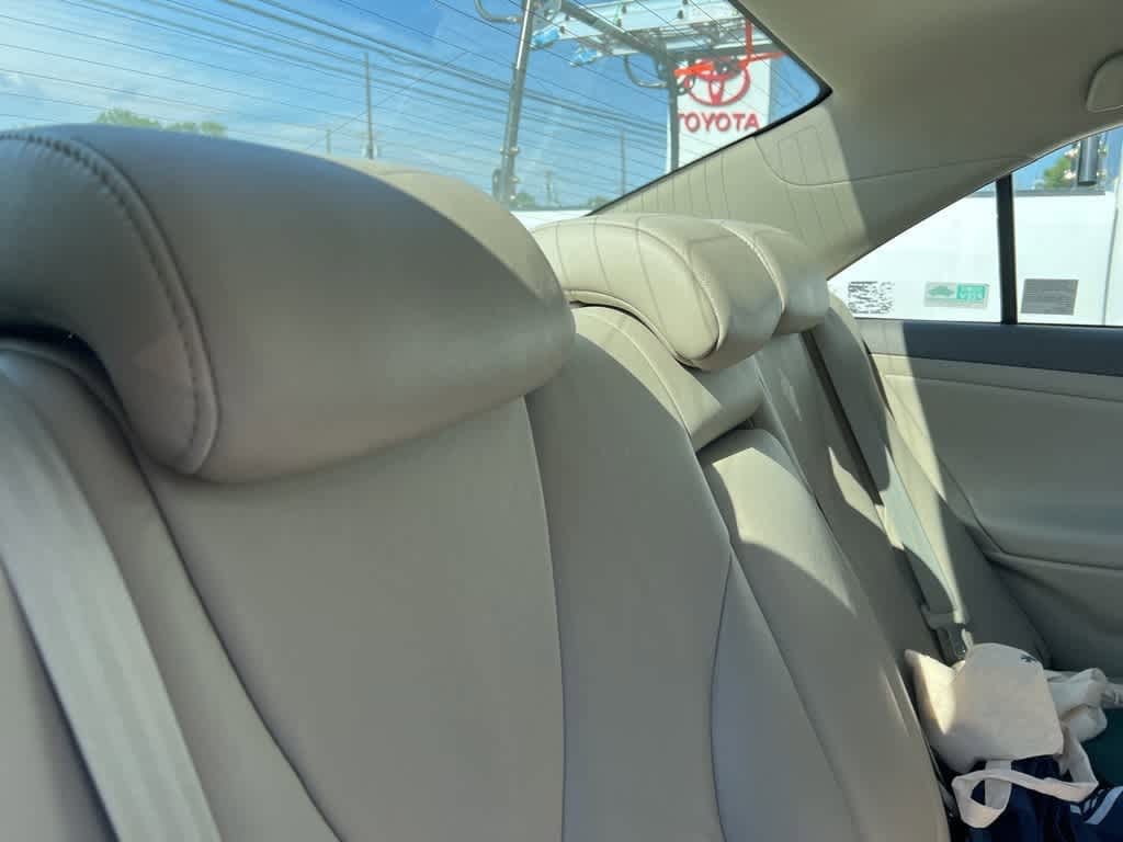 Thumbnail: 2011 Toyota Camry - 16