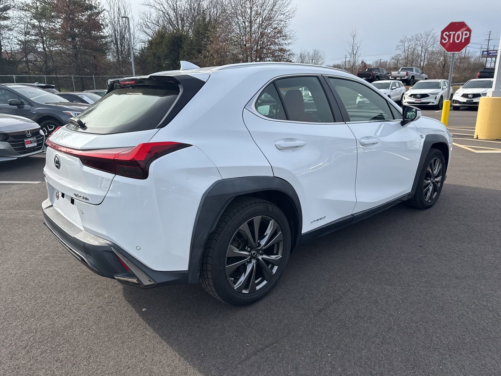 Thumbnail: 2020 Lexus UX - 5