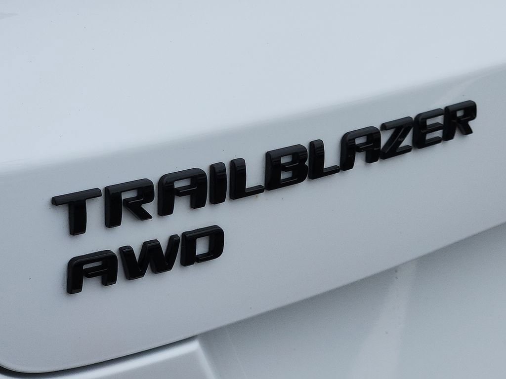 Thumbnail: 2024 Chevrolet TrailBlazer - 36