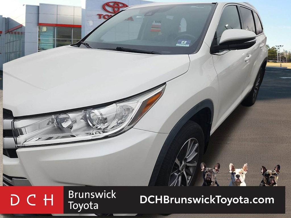 Used 2019 Toyota Highlander XLE V6 SUV