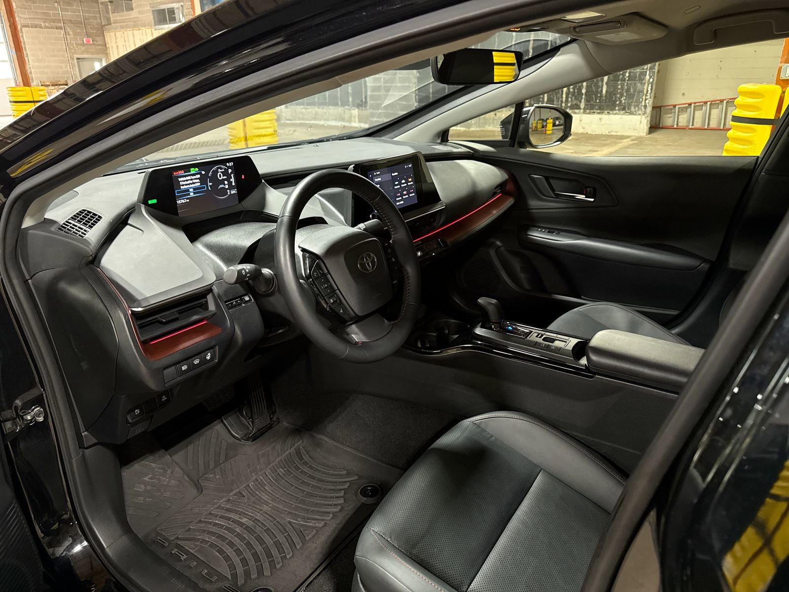 Thumbnail: 2023 Toyota Prius Prime - 35