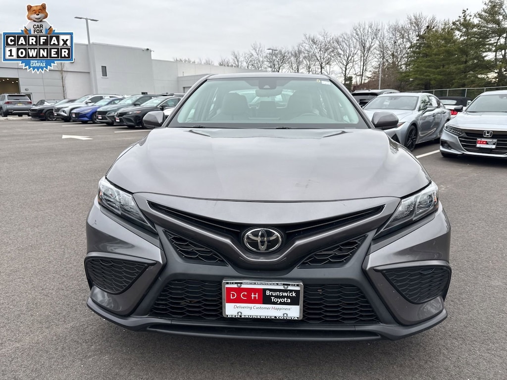 Used 2021 Toyota Camry SE Sedan