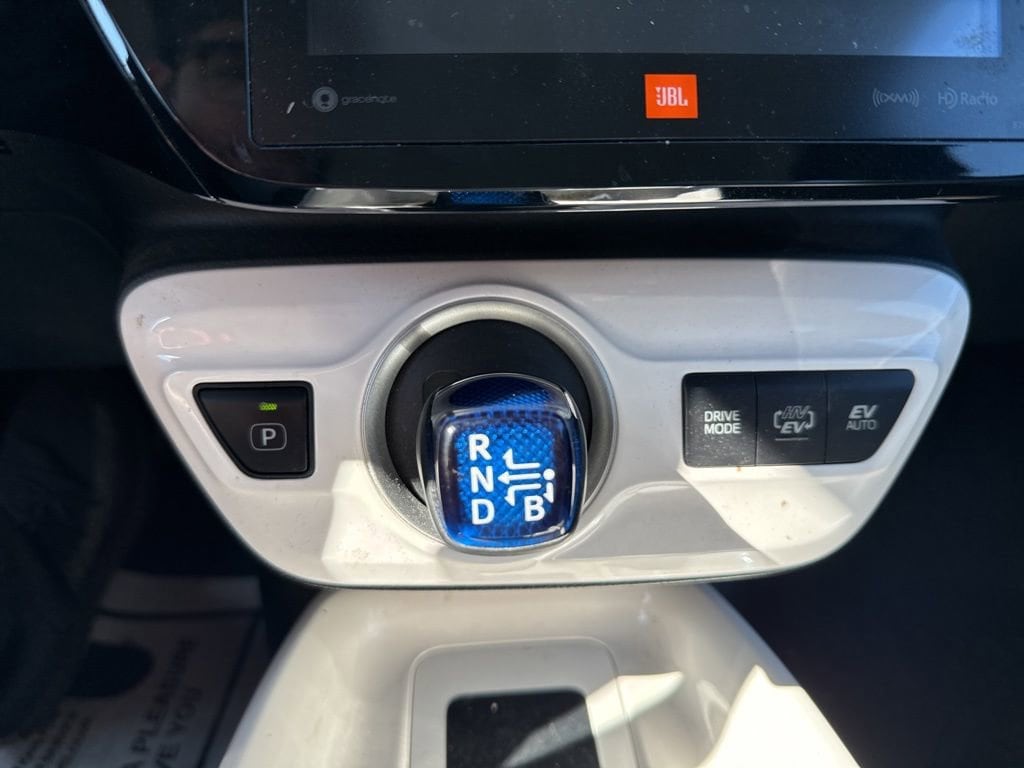 Thumbnail: 2017 Toyota Prius Prime - 28