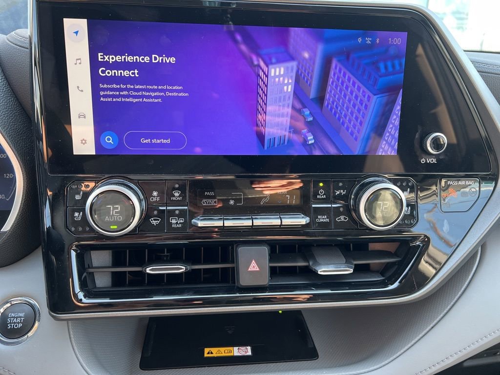 Thumbnail: 2023 Toyota Highlander - 13