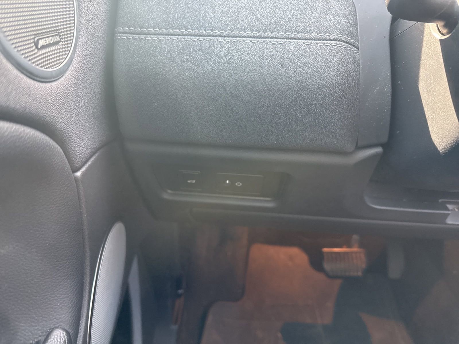 Thumbnail: 2019 Land Rover Range Rover Evoque - 31