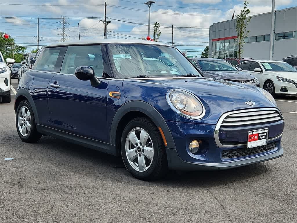Thumbnail: 2014 MINI Cooper Hardtop - 3