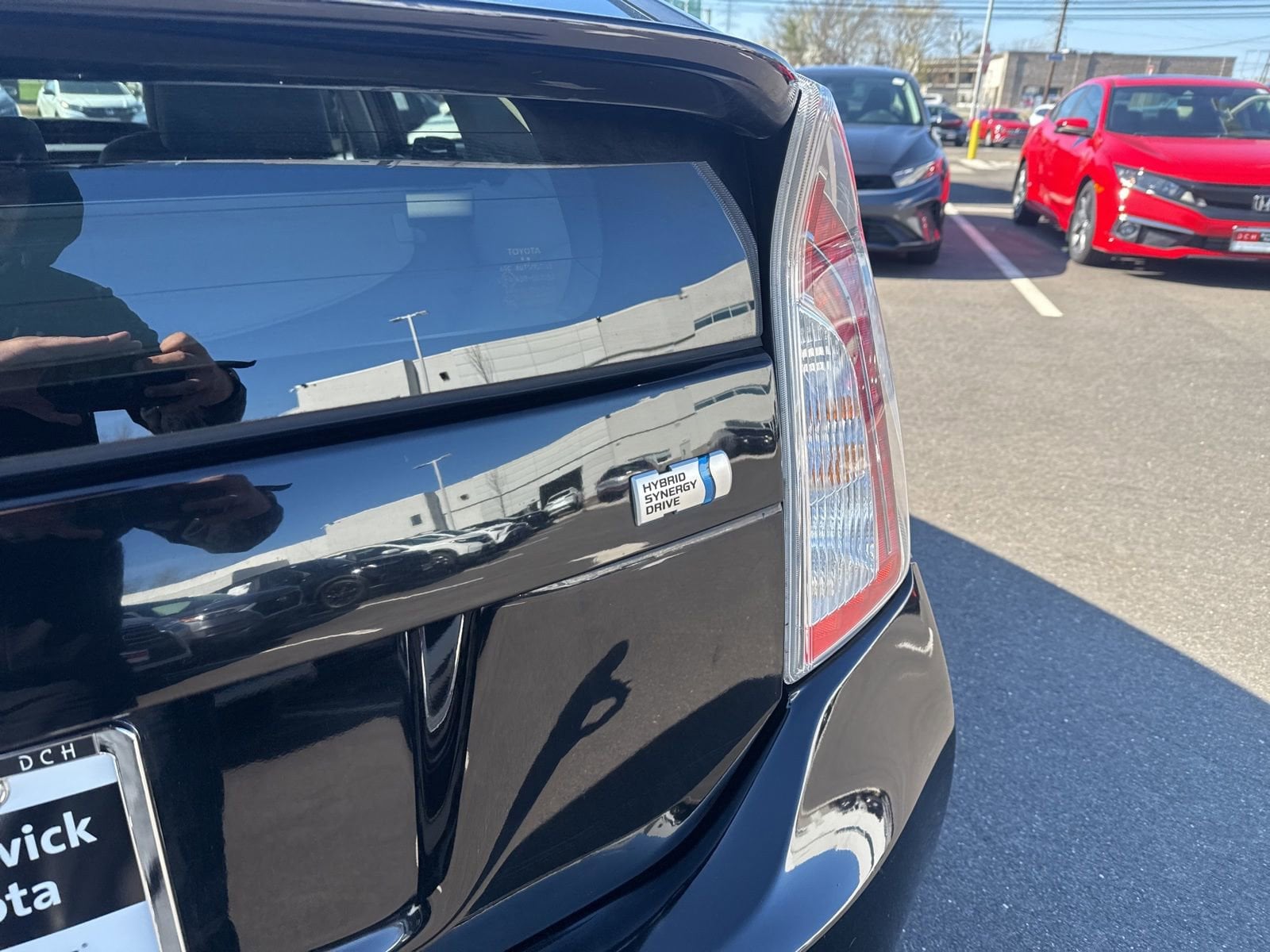 Thumbnail: 2015 Toyota Prius - 16