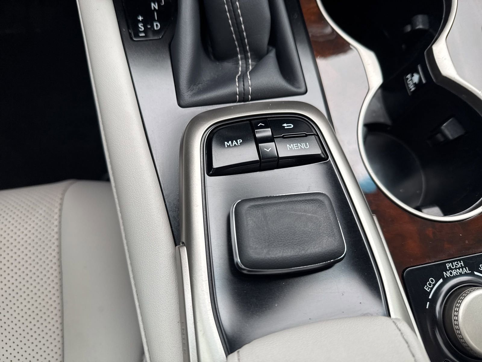 Thumbnail: 2019 Lexus RX - 30