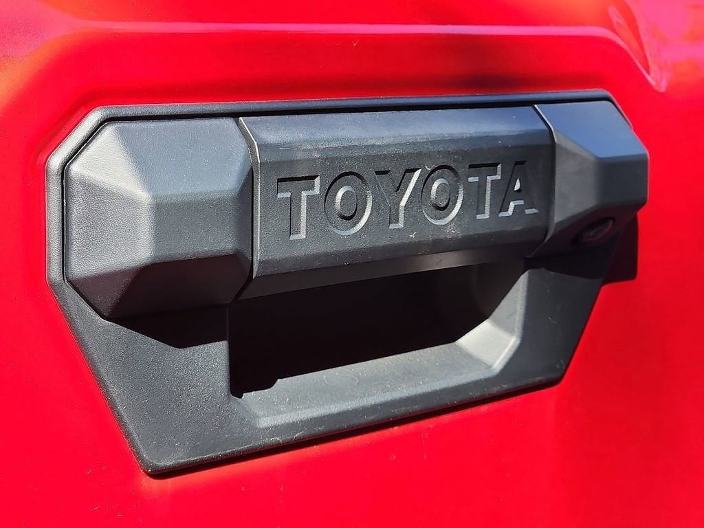 Thumbnail: 2025 Toyota Tacoma - 13