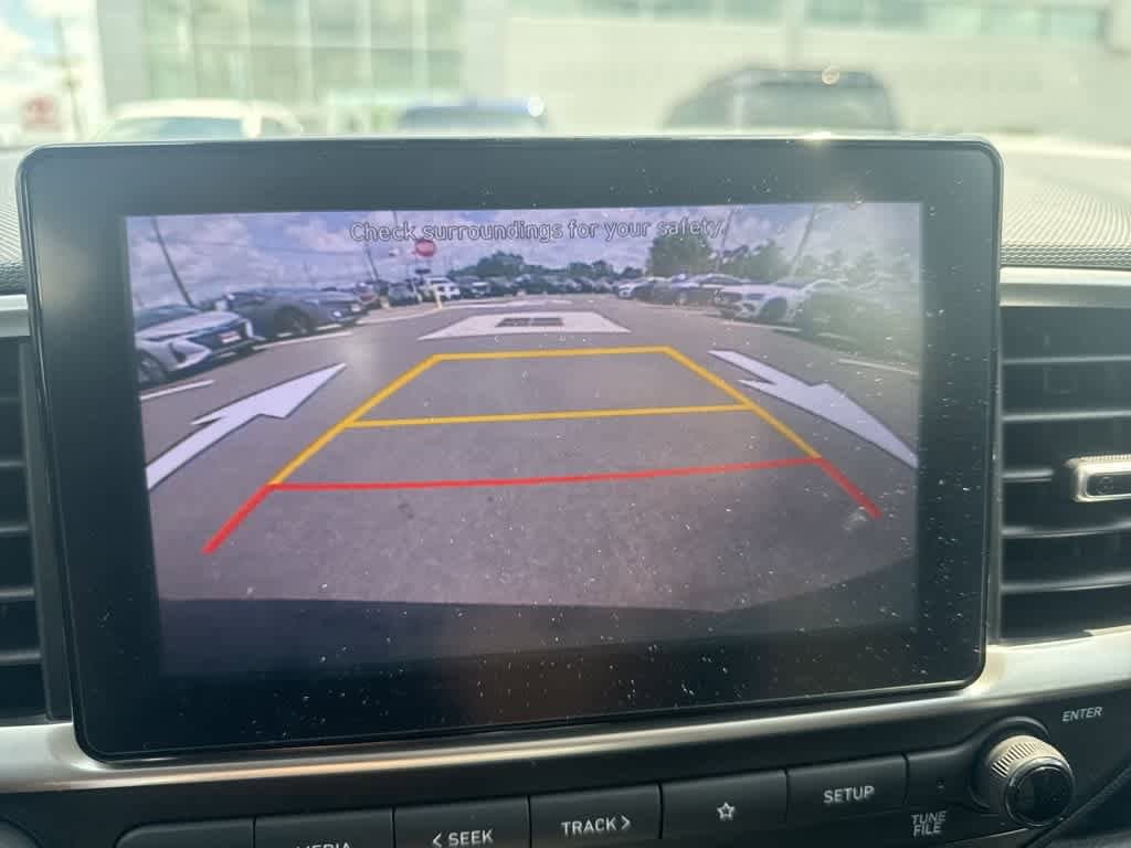 Thumbnail: 2022 Hyundai Venue - 13