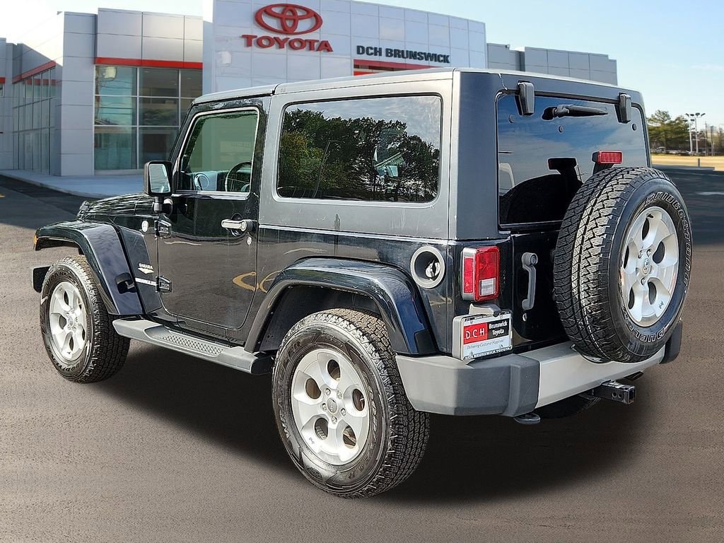Thumbnail: 2013 Jeep Wrangler - 14
